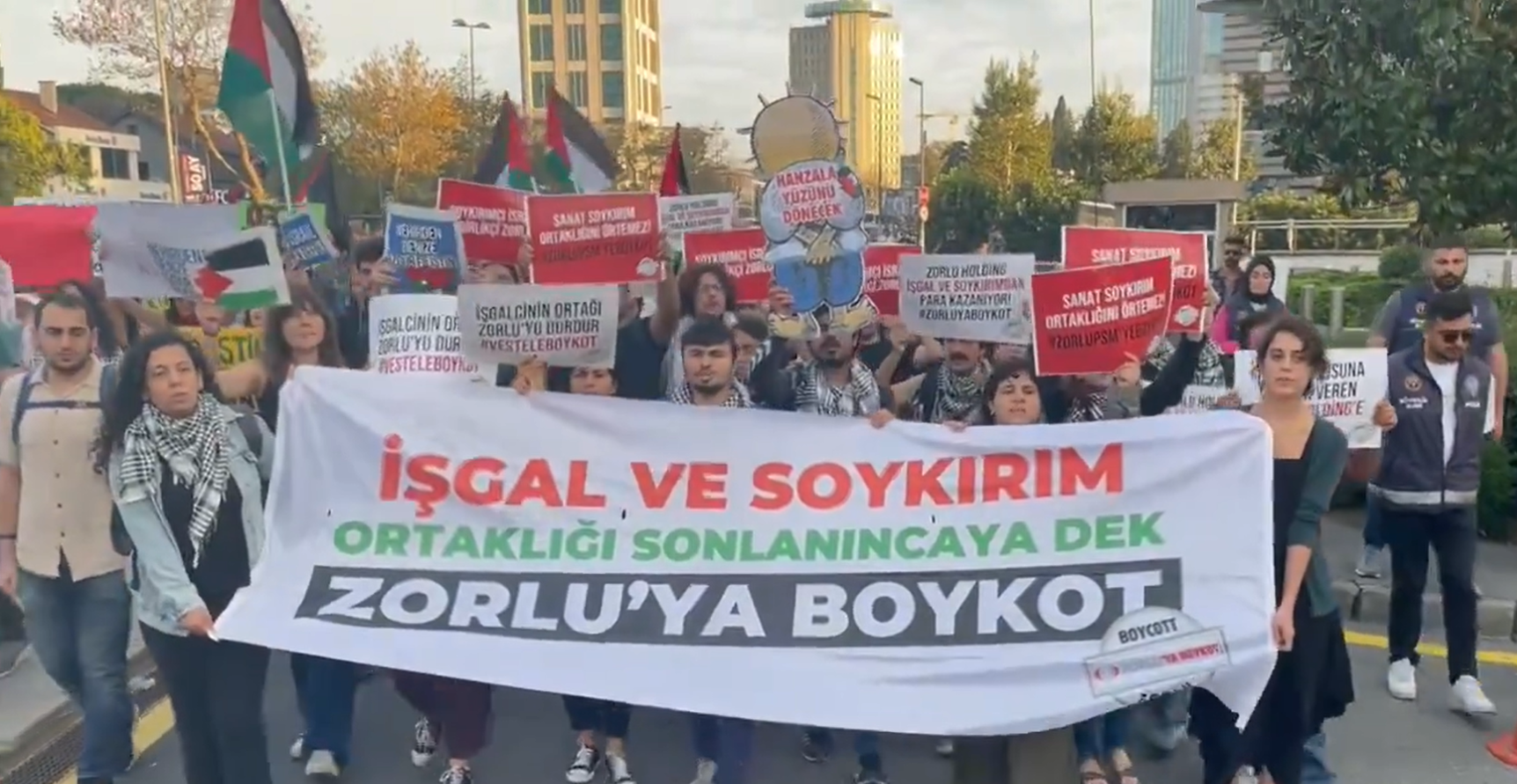 Zorlu'ya boykot,