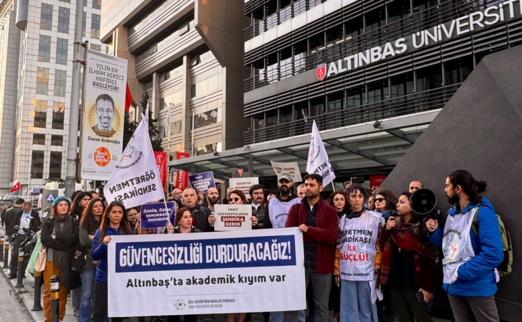 Altınbaş Üniversitesi, Özel Sektör Öğretmenleri Sendikası, Akademisyen kıyımı,