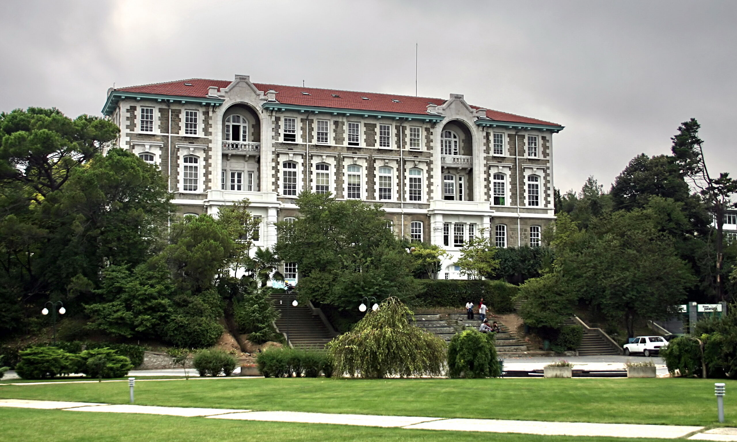 Boğaziçi Üniversitesi,