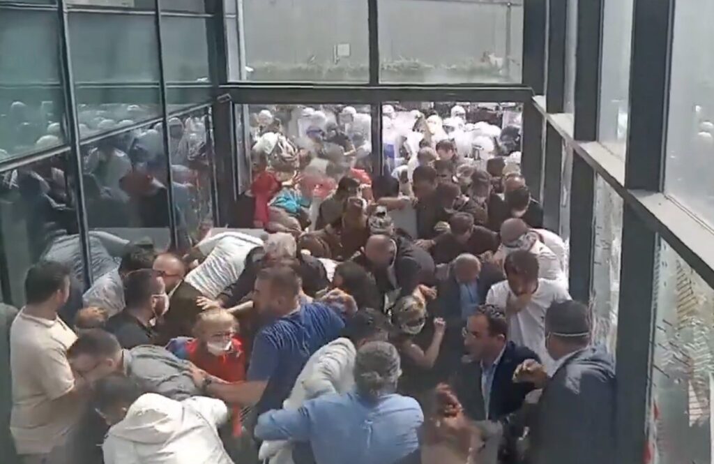 CHP İstanbul İl Başkanlığı,