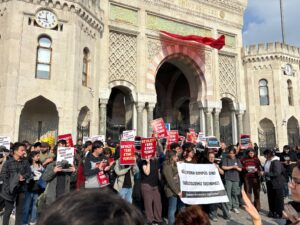 İstanbul Üniversitesi,